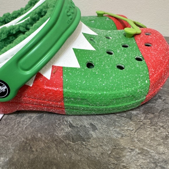 Crocs Classic Lined Holiday Clog Christmas Elf Fur Clogs Men's 6 Women's 8 NWT - Picture 8 of 8